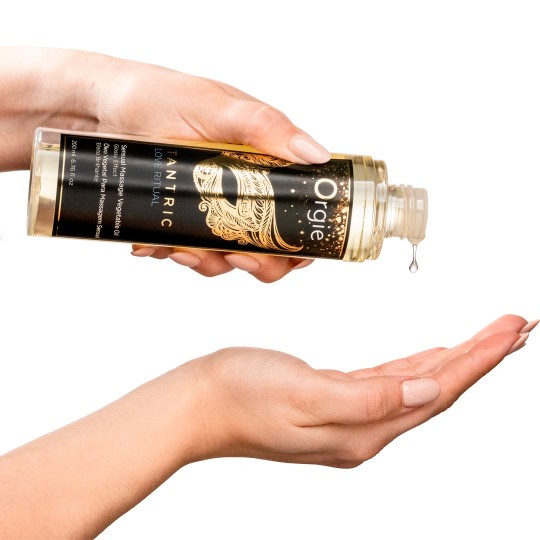ACEITE DE MASAJE CON EFECTO BRILLANTE TANTRIC LOVE RITUAL 200ML ORGIE