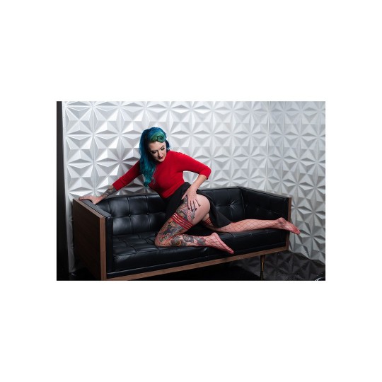 КЛАУДИЯ - ВЫСОКАЯ - КРАСНЫЙ